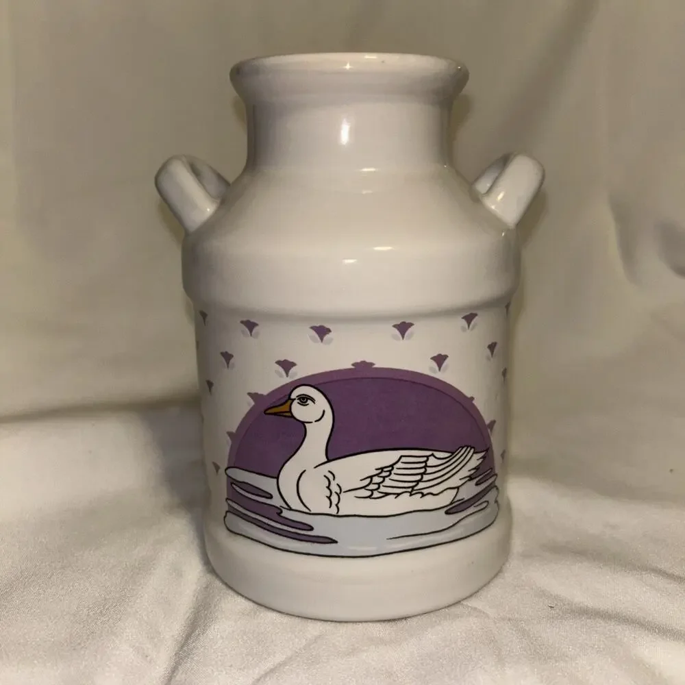 Vintage Duck Milk Can‎ Vase Purple White Ceramic Country Farmhouse Cottage Decor